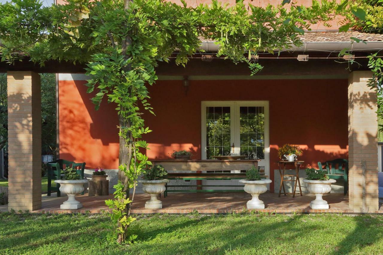 Bed and Breakfast La Fonte Fontanafredda Exterior foto