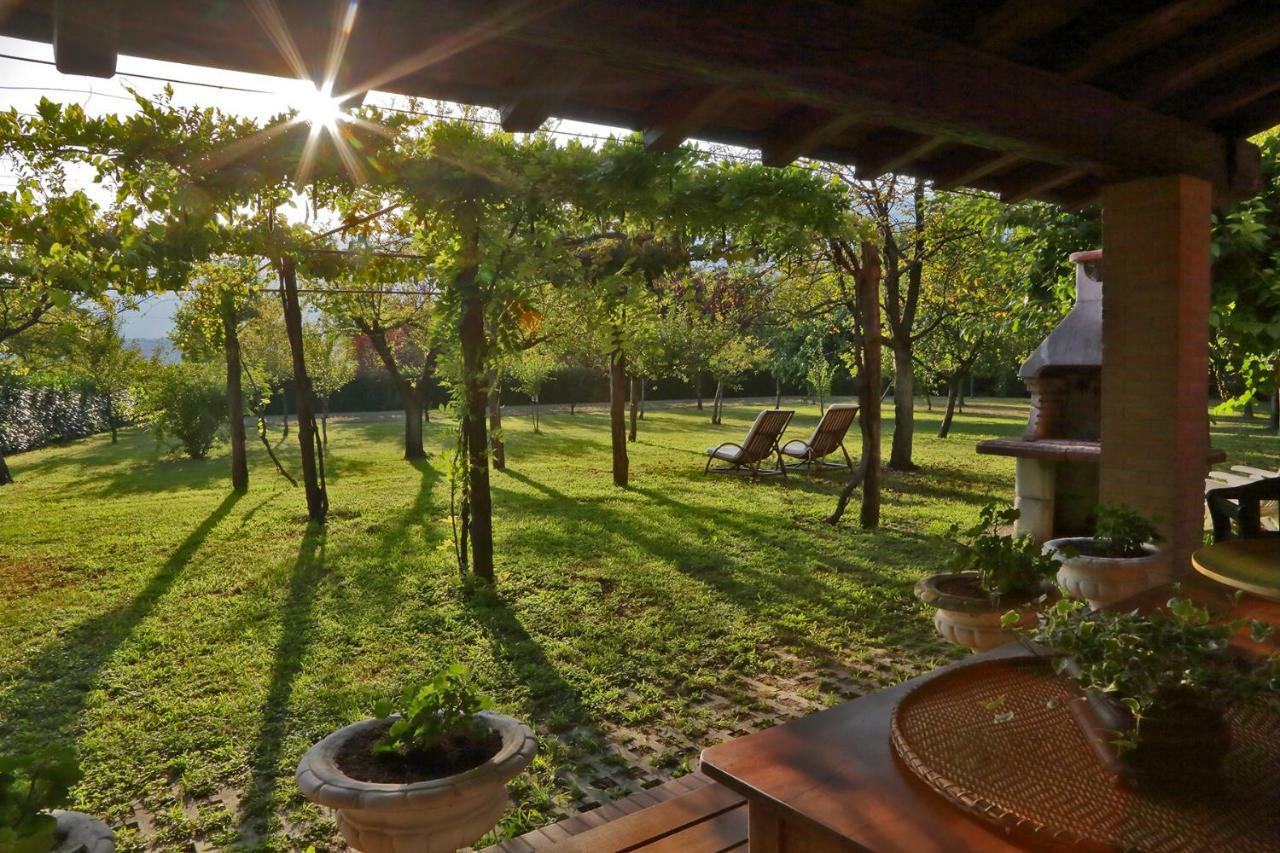 Bed and Breakfast La Fonte Fontanafredda Exterior foto